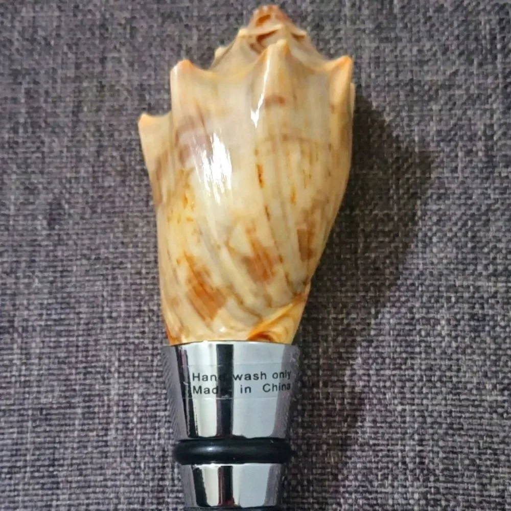 Seashell Wine Bottle Stoppers. Beautiful Accent For Any Bar. New w Box